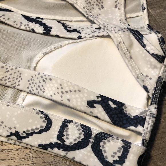 Lasociety sport bra woman’s size M NWT - Picture 6 of 6